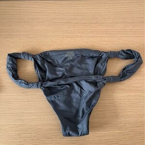 Tulum Bikini bottoms Monday swimwear size s/M